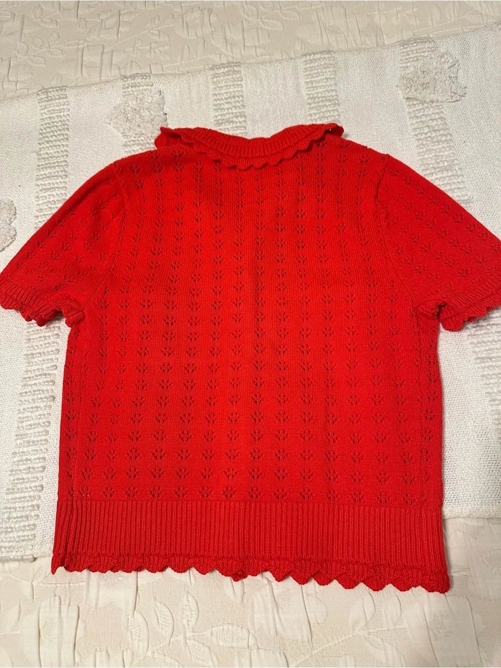 True red short sleeve button up